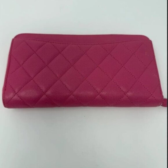 Chanel wallet - Picture 1 of 10